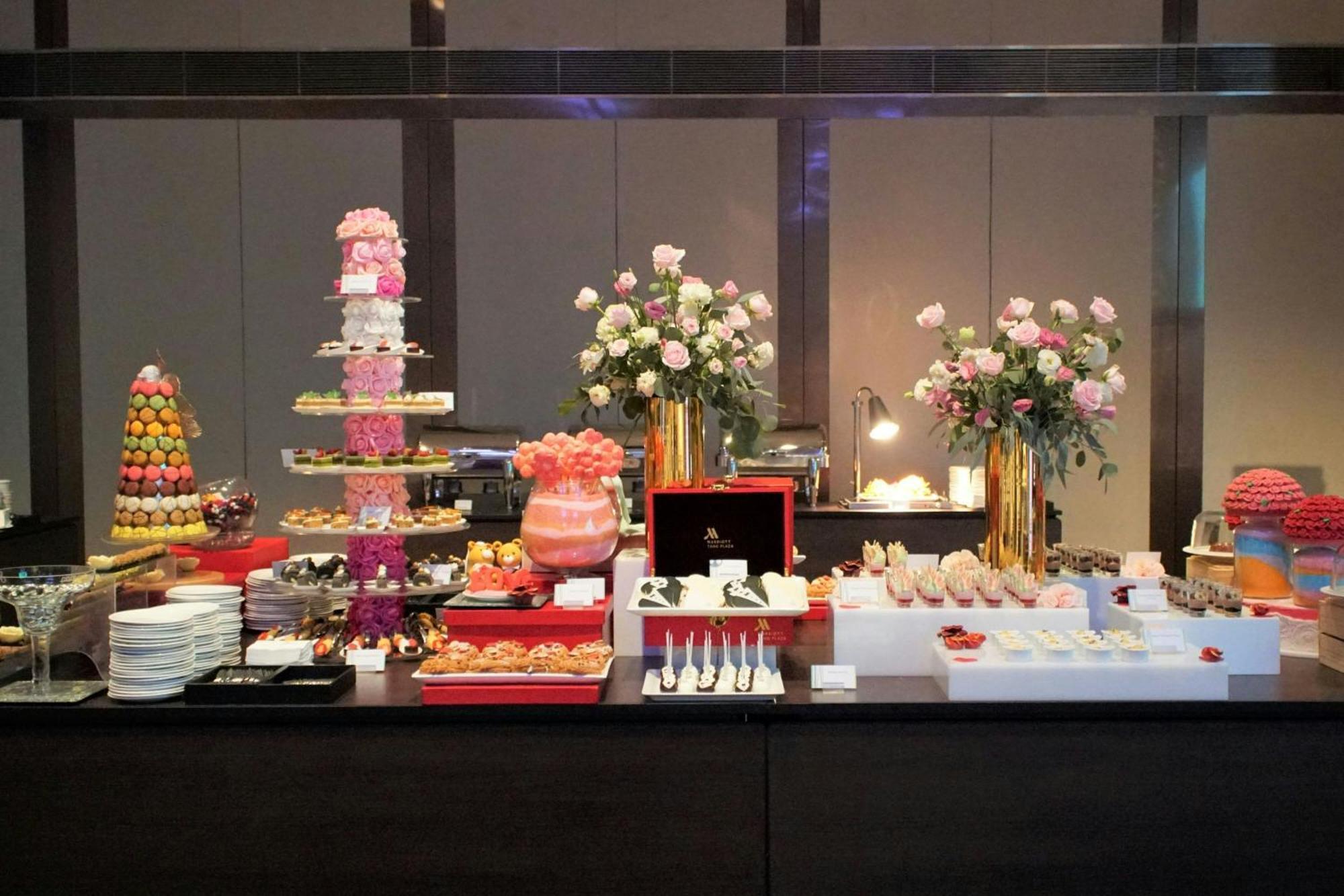 Khách sạn Marriott Tang Plaza 5*
