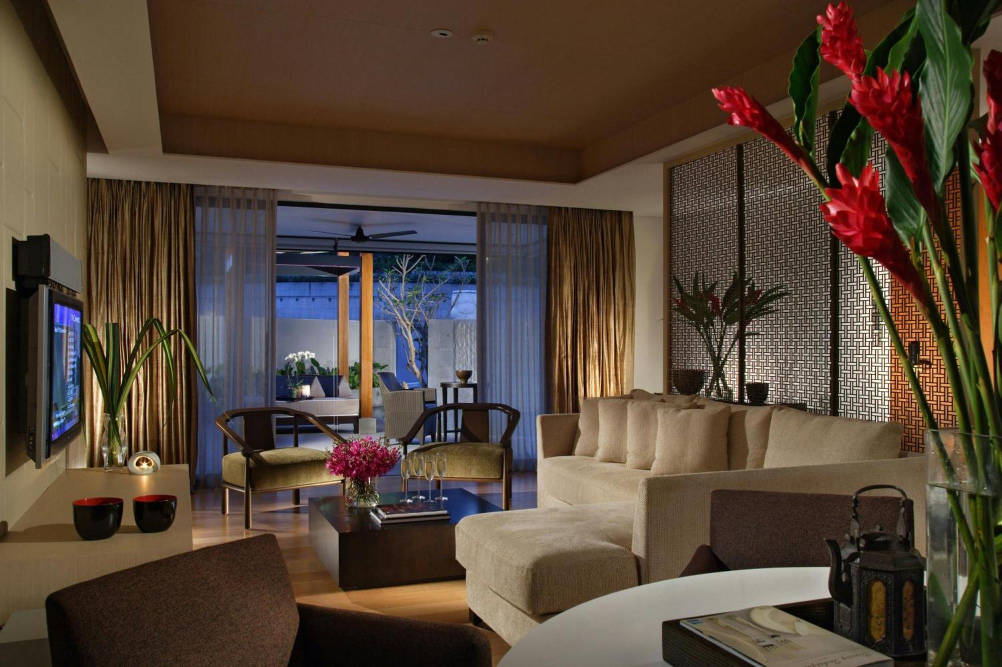 Khách sạn Marriott Tang Plaza