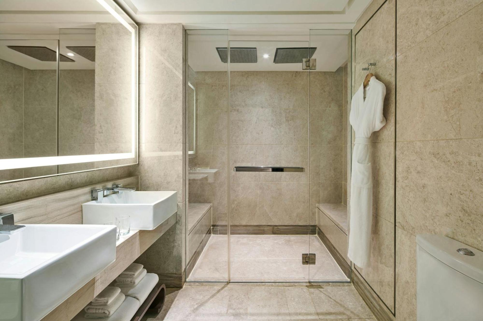 Khách sạn Marriott Tang Plaza Singapore